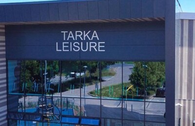 Outside shot of Tarka Leisure Centre