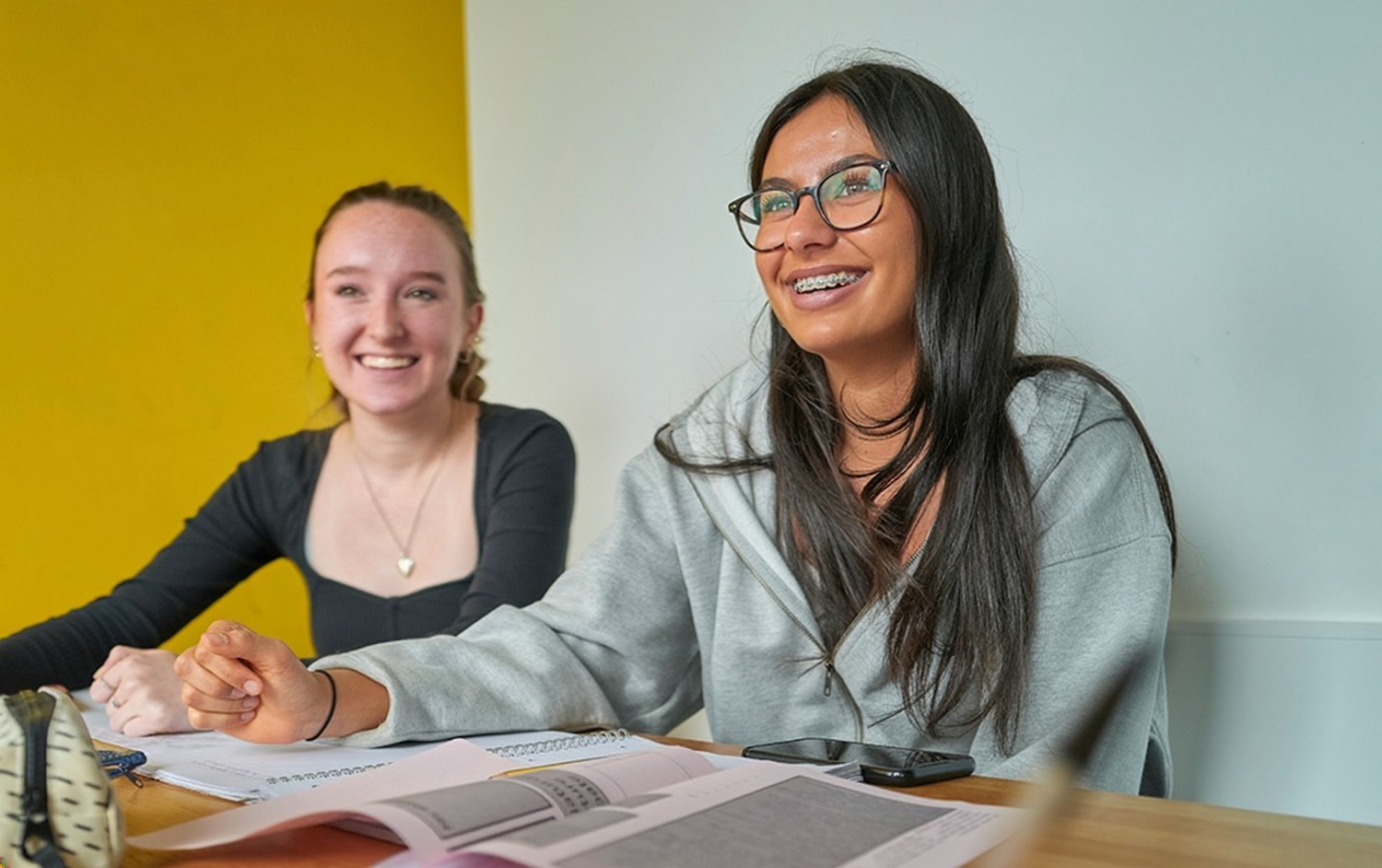 Firefly Removelanyardfromgirlontheleft63980